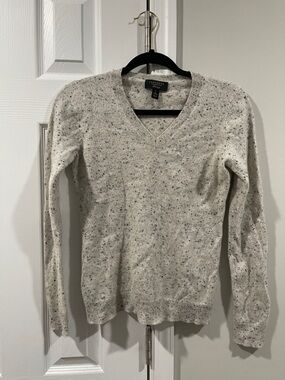 Charter Club Speckled Cream V-Neck Sweater